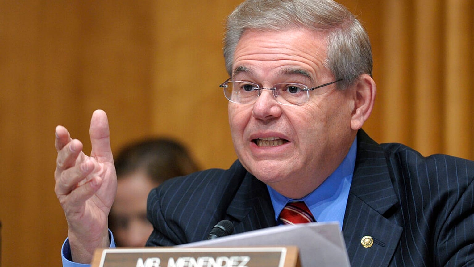 Menendez'e yeni suçlama