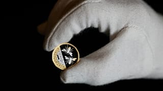 The new £1 coin presented at the Royal Mint in London on October 12, 2023