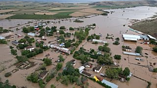 A természeti katasztrófák mellett a betegségek és háborúk is óriási károkat okoznak