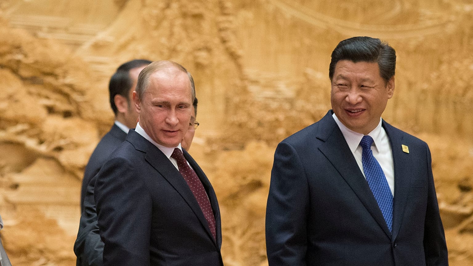 Rusya Devlet Başkanı Vladimir Putin (sol), Çin Devlet Başkanı Şi Cinping 