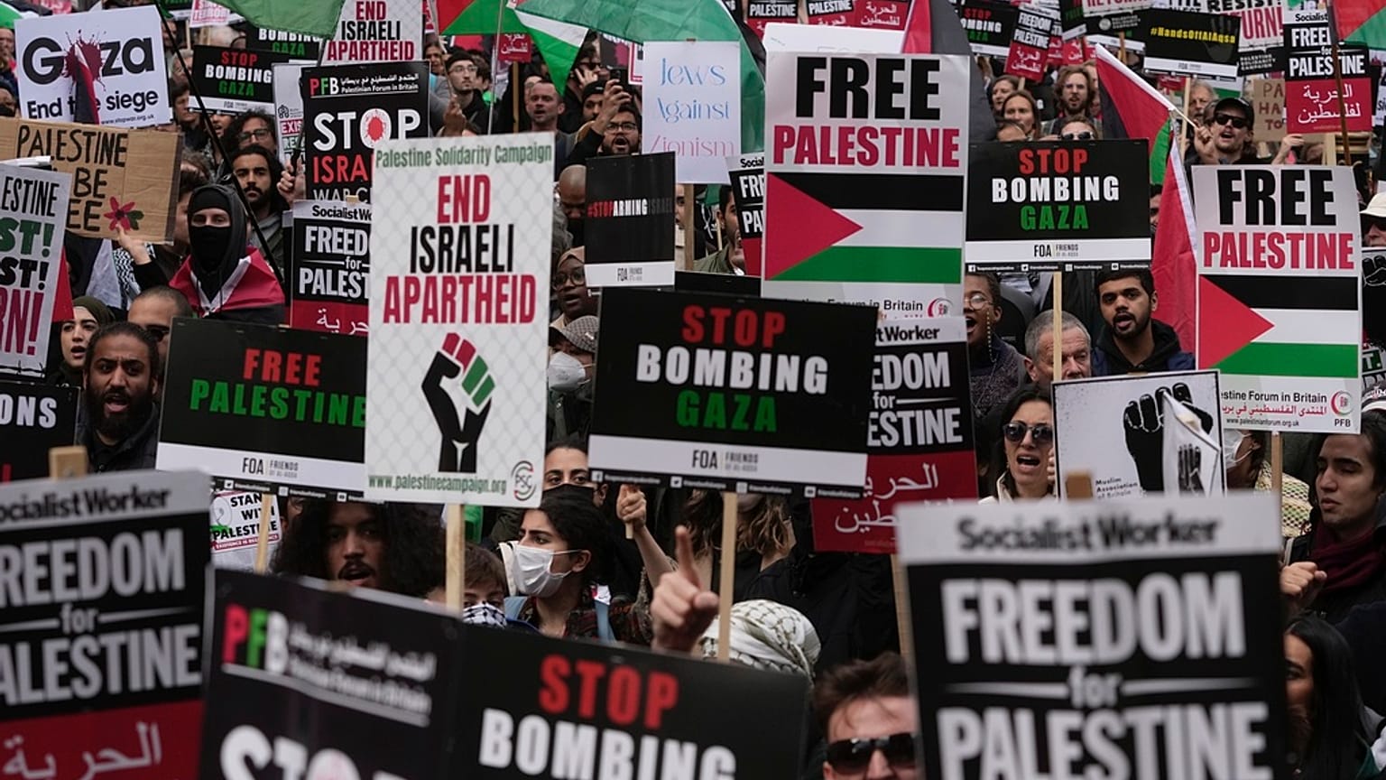Une manifestation pro-palestinienne à Londres, samedi 14 octobre 2023