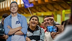 Imagen de partidarios del presidente electo de Ecuador, Daniel Noboa. 