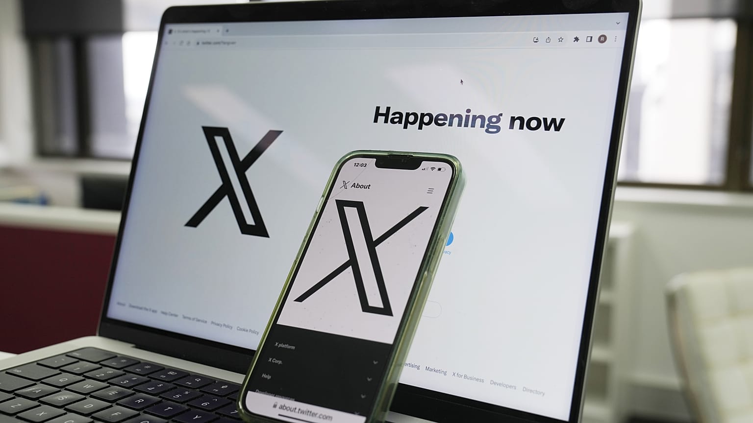 Elon Musk changed Twitter's name to X