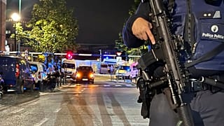 Cordo policial onde ocorreu um tiroteio em Bruxelas
