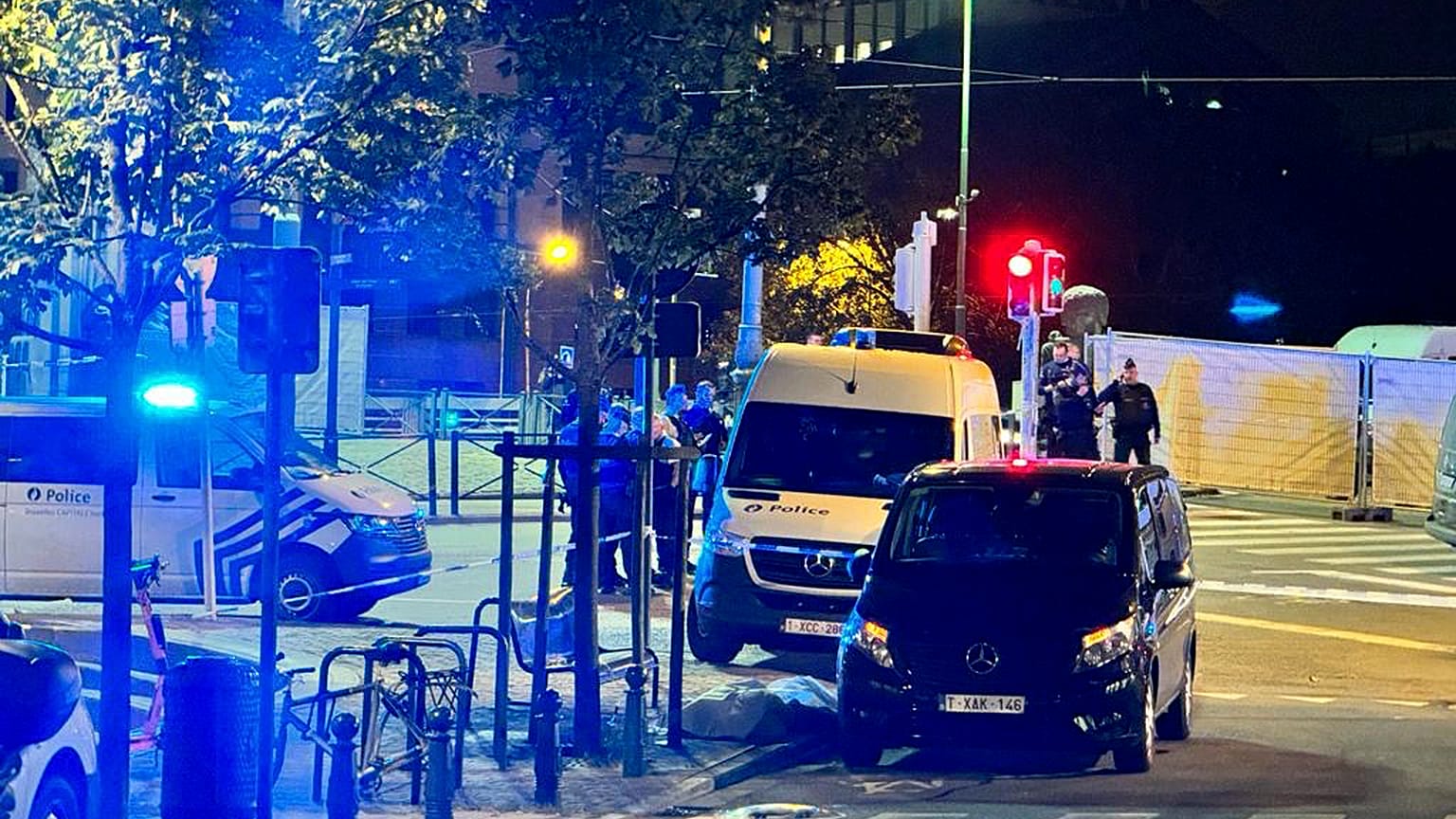 Η αστυνομία απέκλεισε το σημείο της επίθεσης