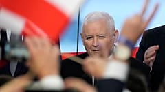 Jaroslav Kaczinsky, a PiS vezetője a választás éjszakáján