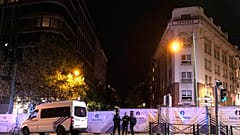 Belçika polisi olay yerini kordon altına aldı