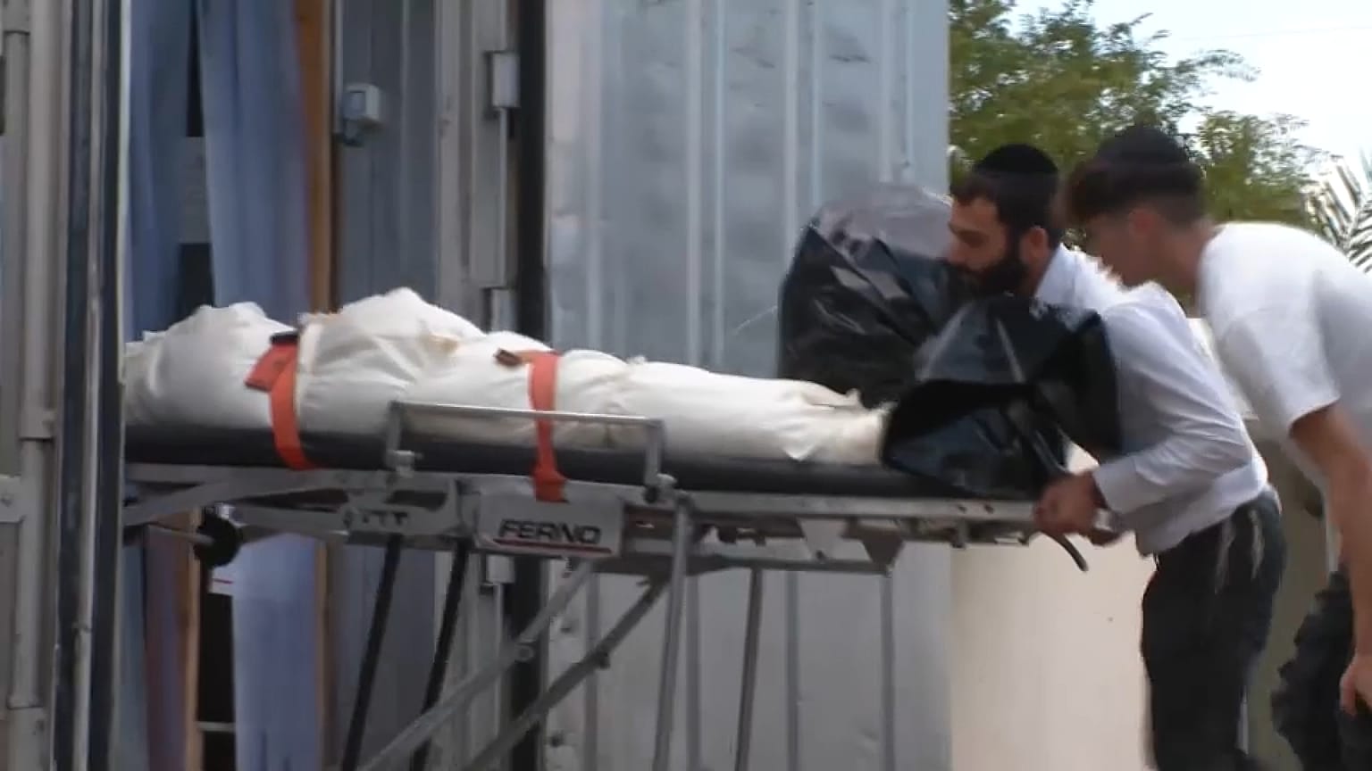 Base militar de Shura, no centro de Israel, que serve de morgue para as vítimas dos ataques do Hamas