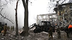 Markolókkal kutatnak túlélők után