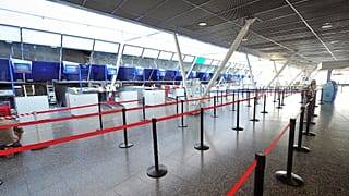 ARCHIVES / AÉROPORT DE LILLE FERMÉ/ 15 AVRIL 2010
