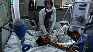 O Hospital Nasser foi o destino de muitos feridos e mortos atingidos no hospital Ahli Arab