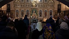 Gottesdienst in einer orthodoxen Kirche