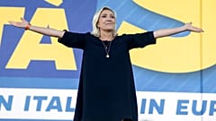 Fransız aşırı sağ siyasetçi Marine Le Pen 
