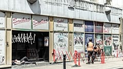 Бездомный в Манчестере, где мэр Энди Бернхэм в ходе предвыборной кампании 2017 года обещал избавить город от бездомных