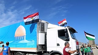 Die ersten Hilfsgüter sind in Gaza begeistert empfangen worden