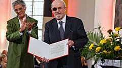Salman Rushdie recebe Prémio da Paz, Frankfurt, Alemanha