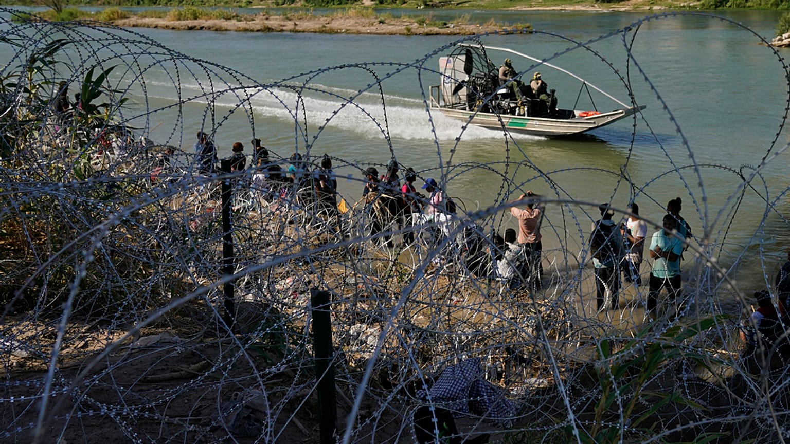 Die Zahl der Migrant:innen, die sich dauerhaft in OECD-Ländern niederlassen, erreicht ein Rekordniveau