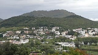 L'area vulcanica dei Campi Flegrei. 