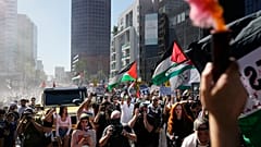 مظاهرات مؤيدة للفلسطينيين في لوس أنجلوس، الولايات المتحدة، السبت 14 أكتوبر 2023