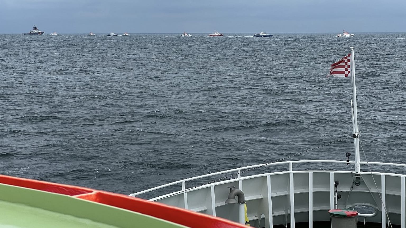 Cette photo a été mise à disposition par le DGzRS, le service allemand de recherche et de sauvetage maritime (Deutsche Gesellschaft)