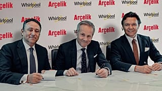 Arçelik ve Whirpool yetkilileri 