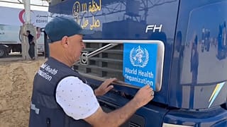 وصول المساعدات الإنسانية إلى غزة