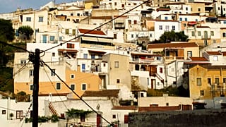 Πυκνή δόμηση στην Κέα- εικόνα αρχείου