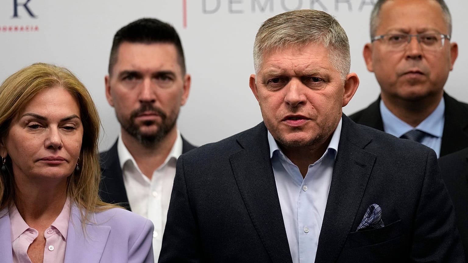  Fico pártja pozsonyi székházában 2023. október elsején