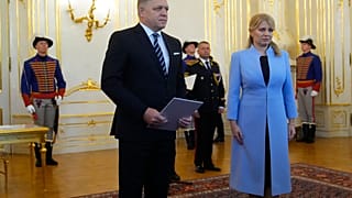 Robert Fico jura su cargo en el Palacio Presidencial de Bratislava, el 25 de octubre de 2023