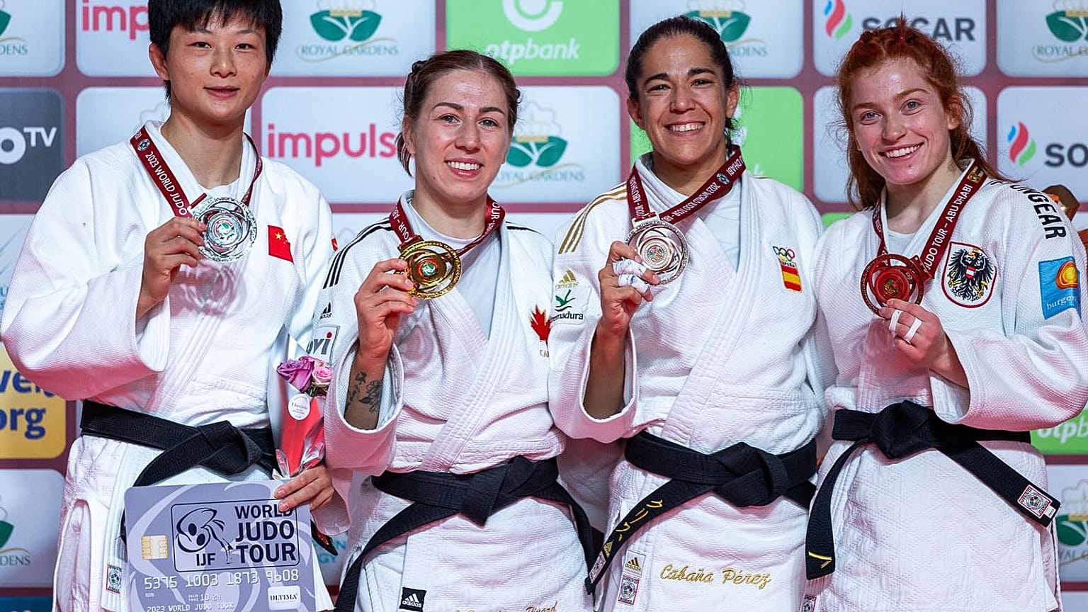 Catherine Beauchemin-Pinard aus Kanada (Zweite von links) holte Grand-Slam-Gold