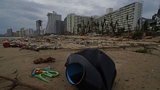 Acapulco tengerpartja az Otis után - 2023. október 26.