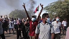 صورة أرشيفية تظهر جانباً من الاحتجاجات على الانقلاب العسكري في البلاد، الخرطوم، السودان، 21 نوفمبر 2021