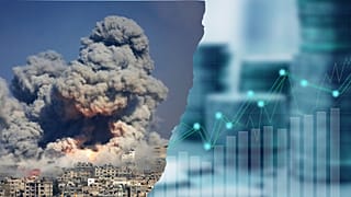 Foto de archivo de la ciudad de Gaza con concepto de inversión añadido.