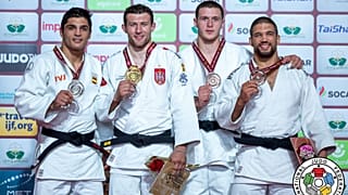 Медалисты категории -90 кг, золото у серба Неманьи Майдова.
