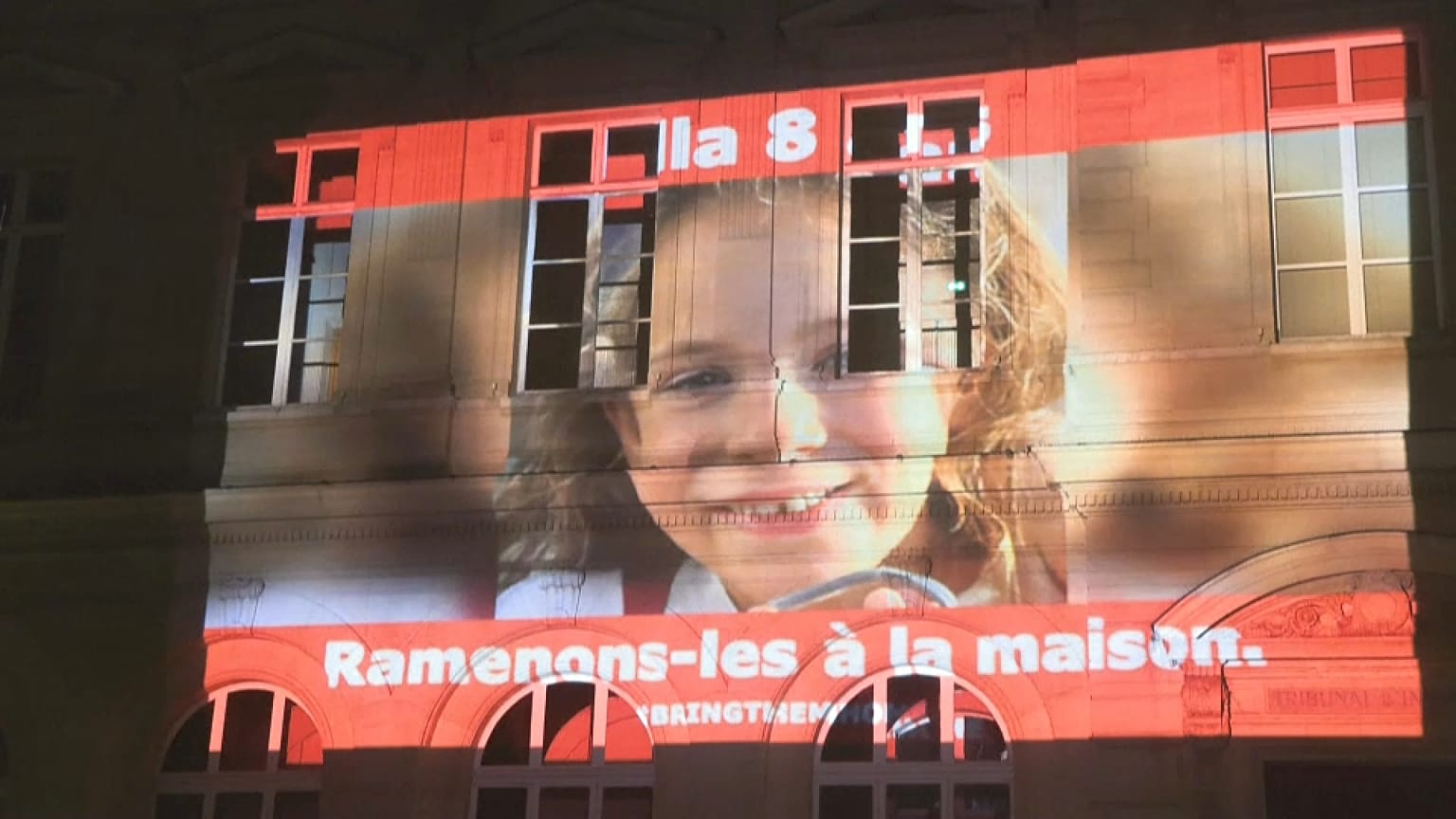 Großbildschirm in Paris