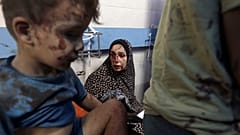 İsrail hava saldırılarında yaralanan Filistinliler