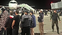 Wütender Mob stürmt Flugfeld in Dagestan