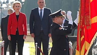 Ούρσουλα φον ντερ Λάιεν, Ντιμίταρ Κοβατσέφσκι