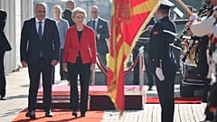 Η Ούρσουλα φον ντερ Λάιεν στα Σκόπια. 