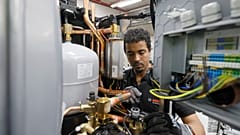 Hőszivattyúkat szerelnek össze a Bosch német multinacionális technológiai és szolgáltató csoport eibelshauseni gyárában