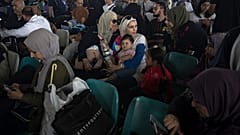 Αναμονή στο πέρασμα της Ράφα (1/11/2023)
