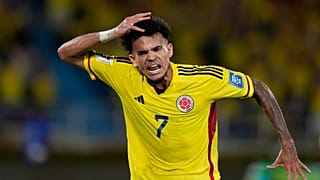  Liverpool'da forma giyen futbolcu Luis Diaz