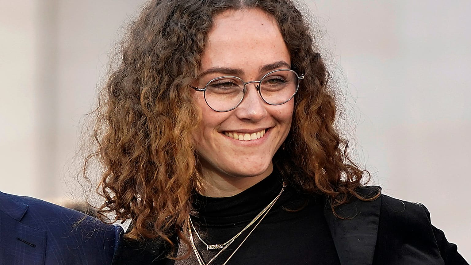 إيلا إيمهوف  خلال حملة هاريس الرئاسية في أوكلاند، كاليفورنيا.