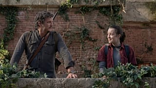 Pedro Pascal et Bella Ramsey dans "The Last of Us" (en anglais)