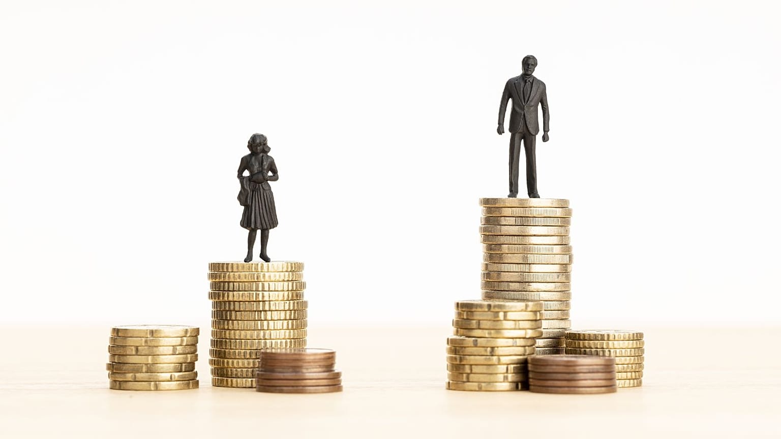 L'inégalité entre les hommes et les femmes n'est pas un phénomène nouveau, mais la pandémie de COVID a mis en évidence à quel point les femmes ont tendance à être accablées de tâches non rémunérées en dehors du travail.