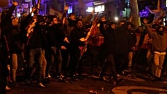 Radicales se manifiestan este martes, 7 de noviembre, en Madrid, frente a la sede del PSOE