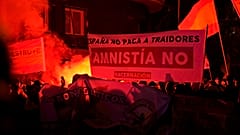 Επεισοδιακή διαδήλωση έξω από τα γραφεία των Σοσιαλιστών στη Μαδρίτη