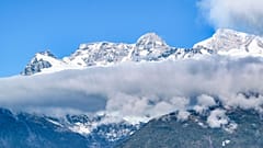 Chile has shut down a popular glacier, sparking debate over climate change and adventure sports.