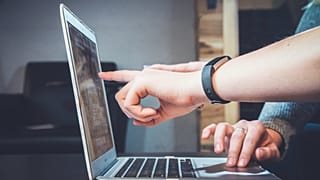 This edition of Euronews Debates considers digital adoption among SMEs in Europe.