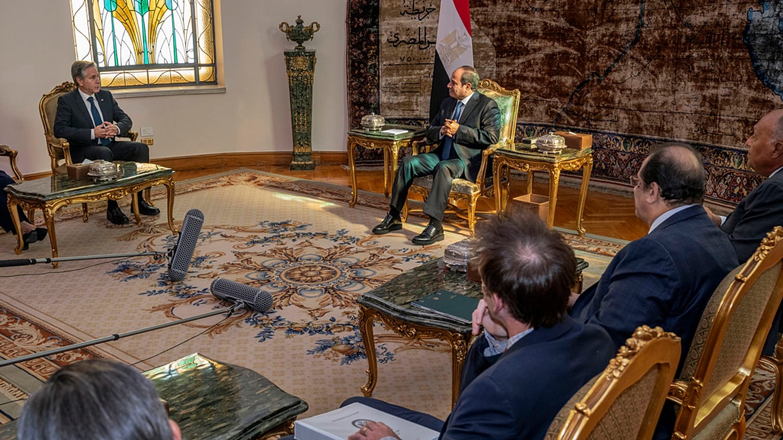 Mısır Devlet Başkanı Abdülfettah el Sisi 15 Ekim'de ABD Dışişleri Bakanı Antony Blinken ile biraraya geldi